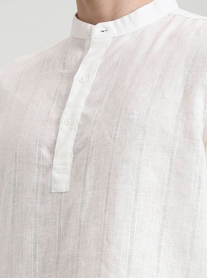 White Solid Slim Fit Semi Casual Shirt | JadeBlue
