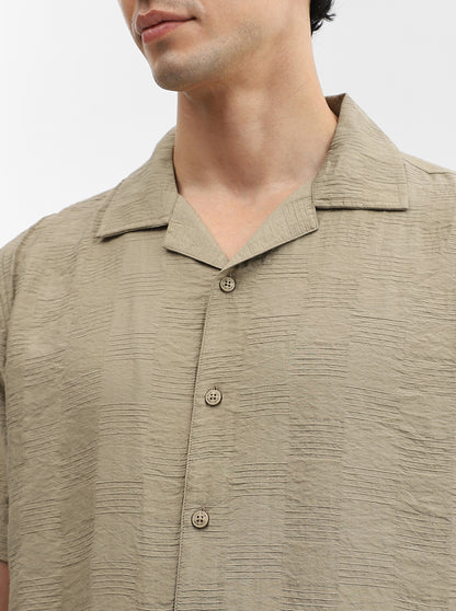 Fern Green Solid Slim Fit Casual Shirt | JadeBlue