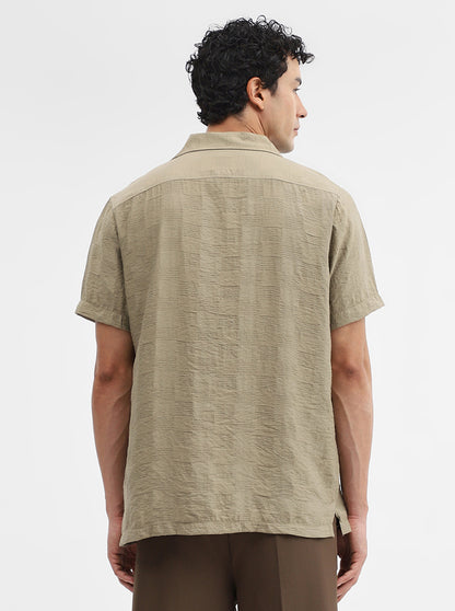 Fern Green Solid Slim Fit Casual Shirt | JadeBlue