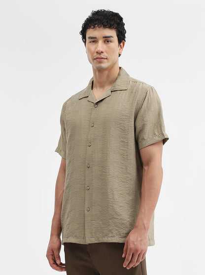 Fern Green Solid Slim Fit Casual Shirt | JadeBlue