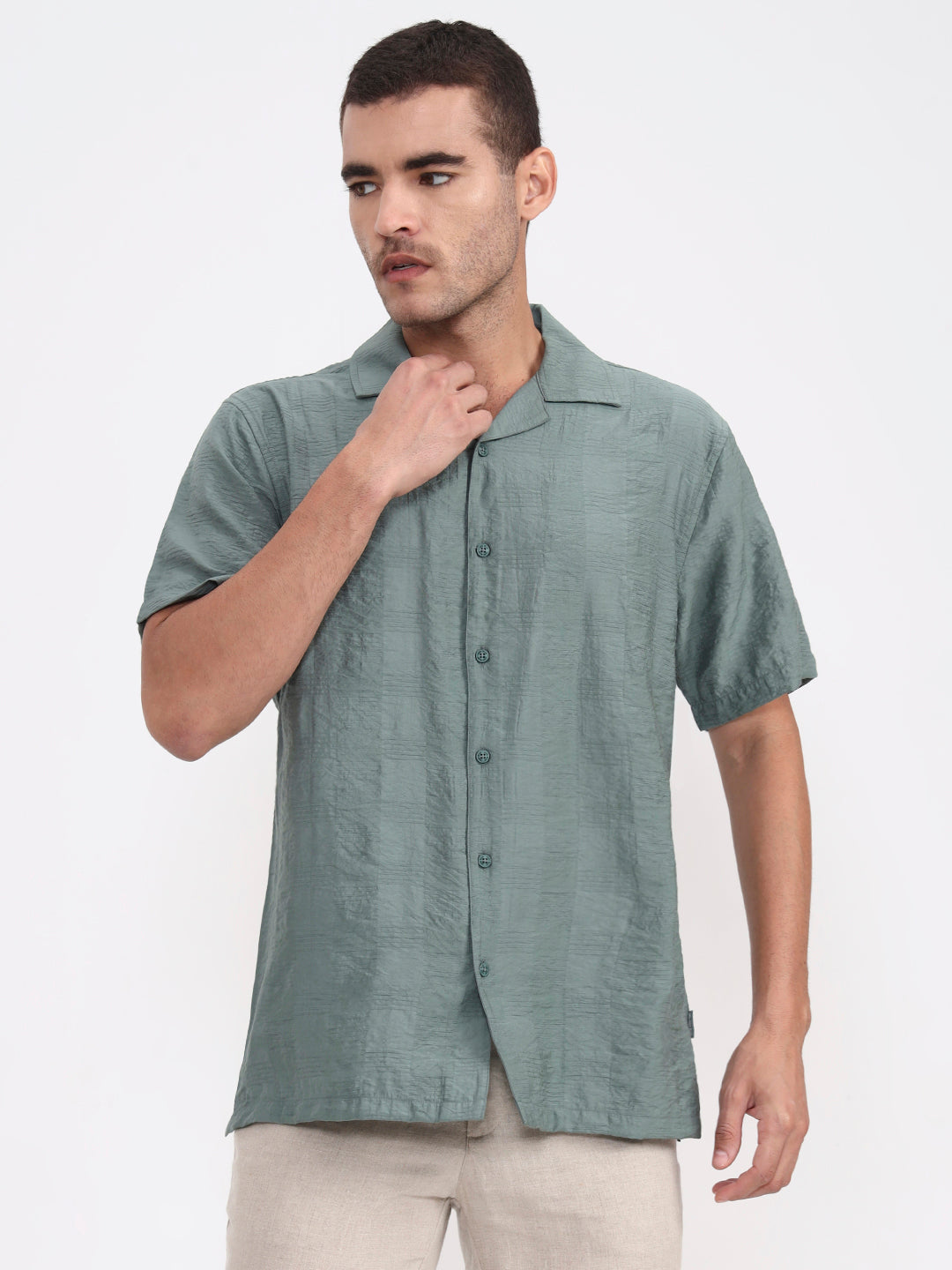Sea Green Solid Slim Fit Casual Shirt | JadeBlue