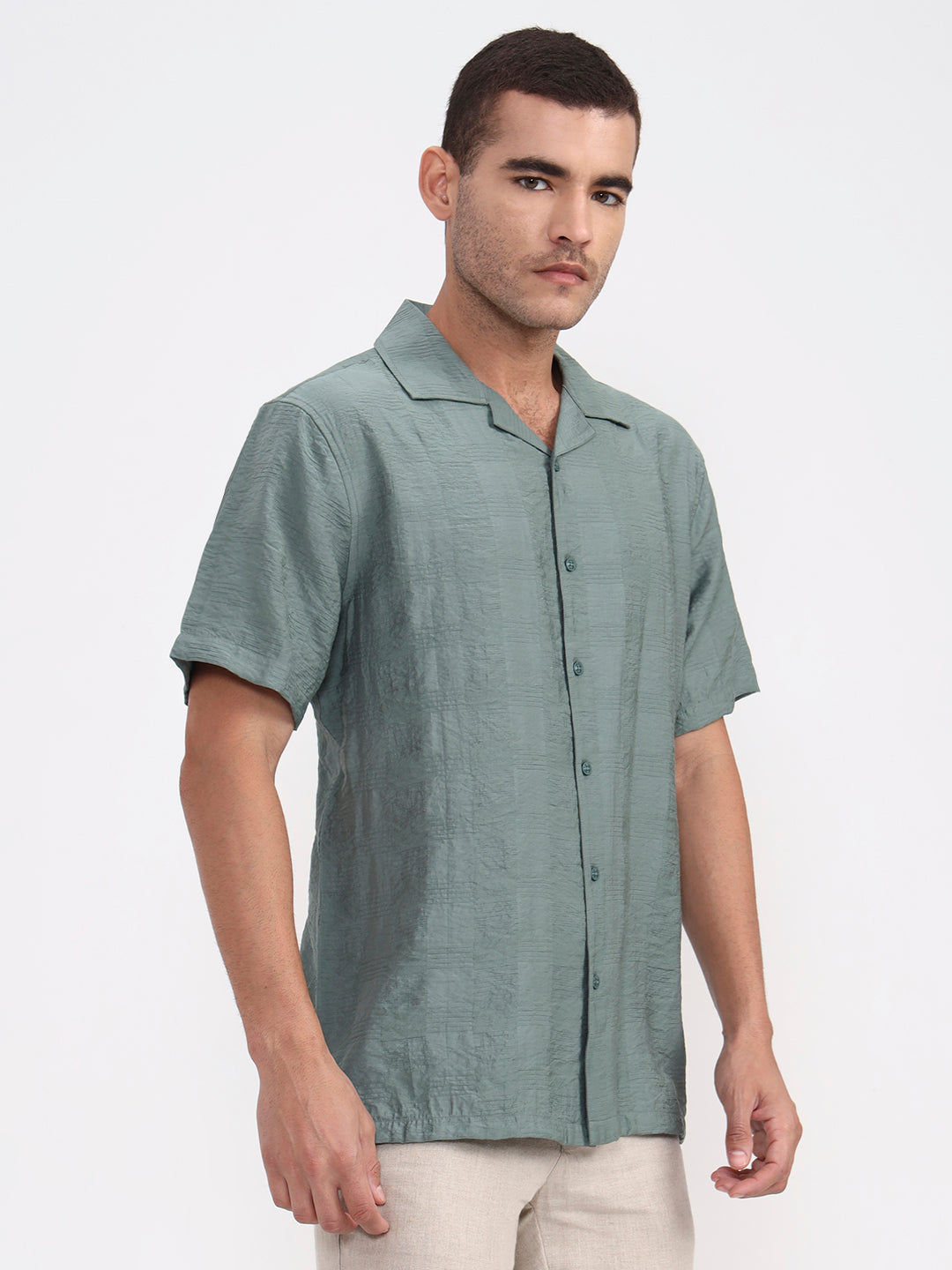 Sea Green Solid Slim Fit Casual Shirt | JadeBlue