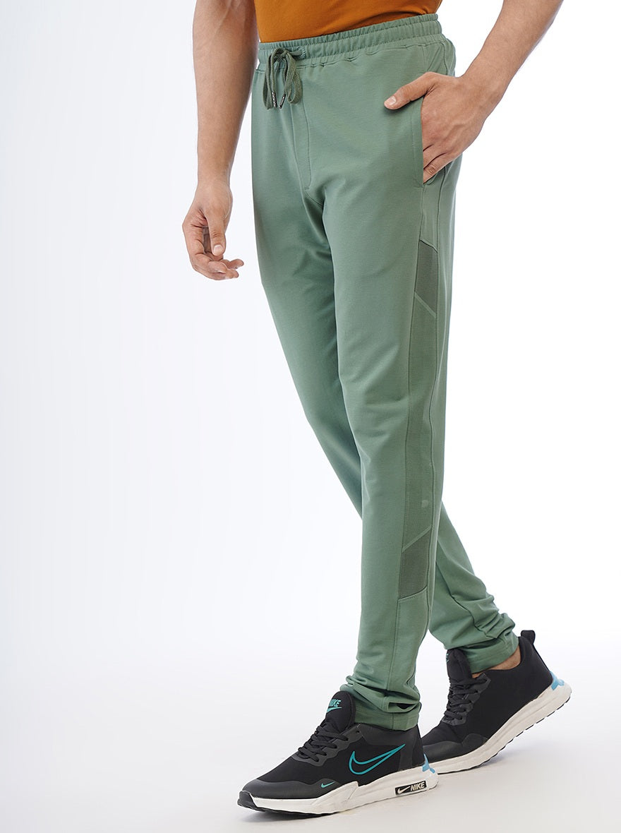 Green Solid Slim Fit Track Pant | JadeBlue