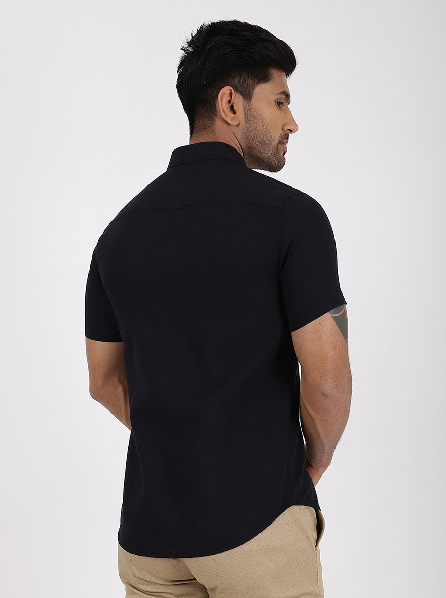 Black Solid Slim Fit Casual Shirt | JadeBlue