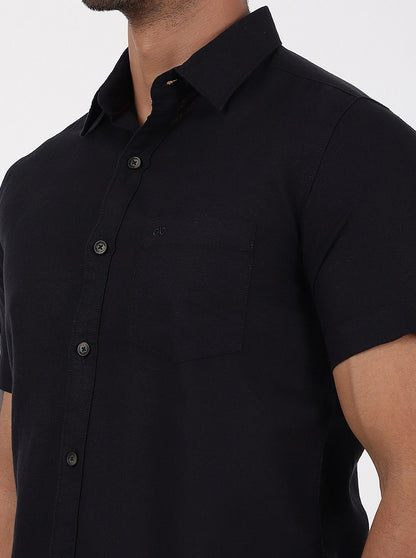 Black Solid Slim Fit Casual Shirt | JadeBlue