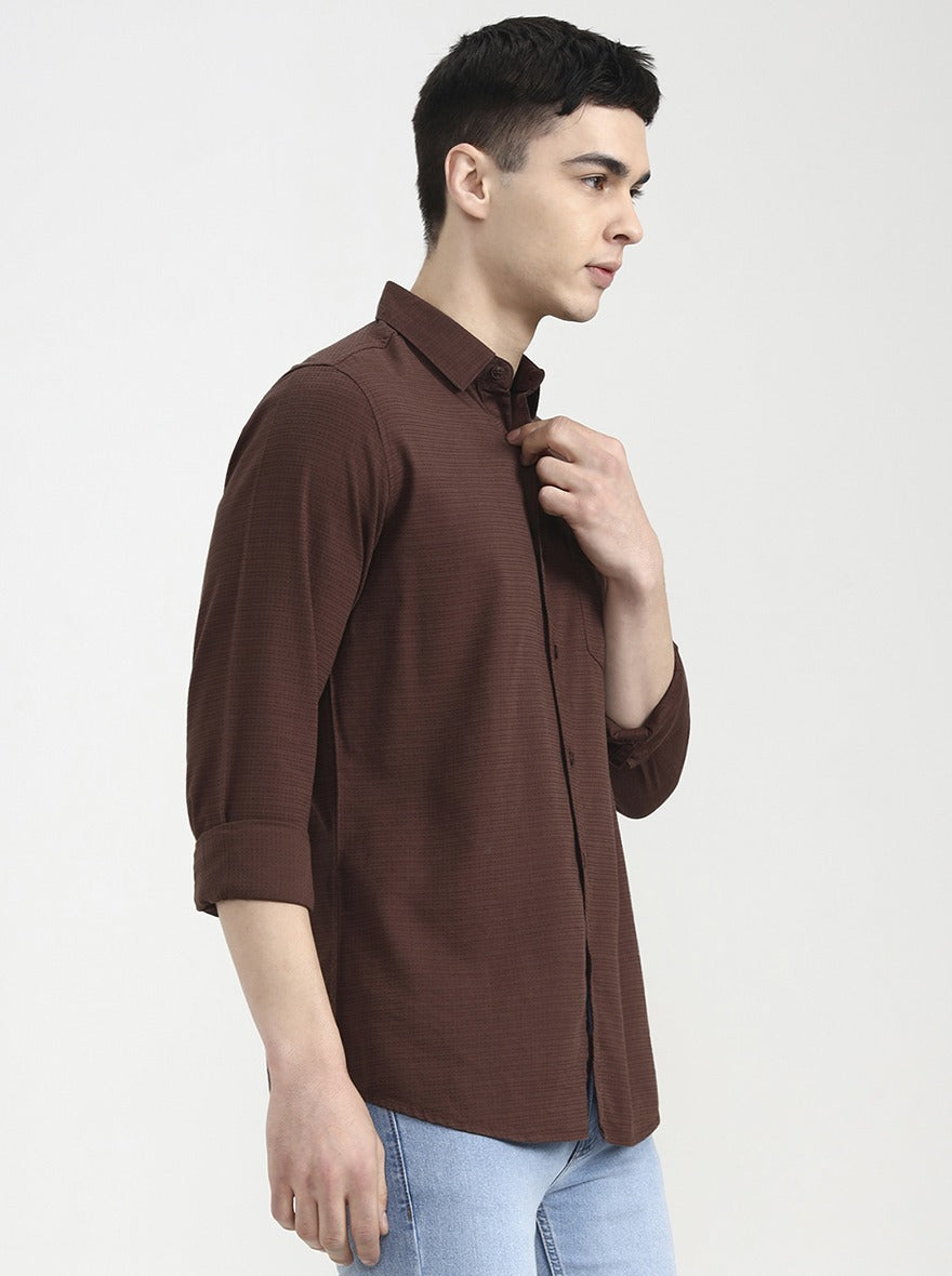 Brown Solid Slim Fit Casual Shirt | JadeBlue