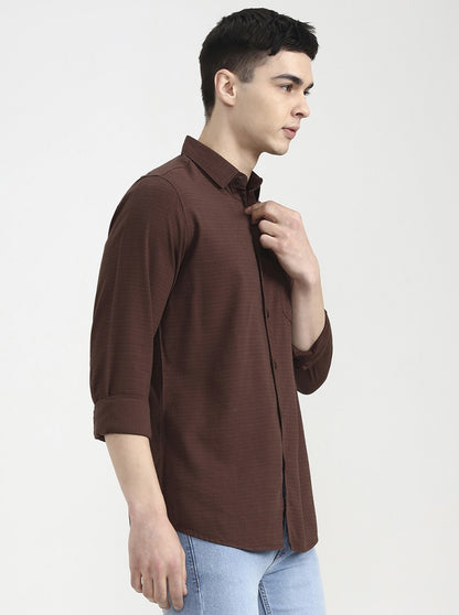 Brown Solid Slim Fit Casual Shirt | JadeBlue