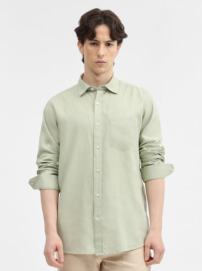 Light Green Solid Slim Fit Casual Shirt | JadeBlue