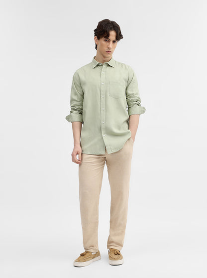 Light Green Solid Slim Fit Casual Shirt | JadeBlue