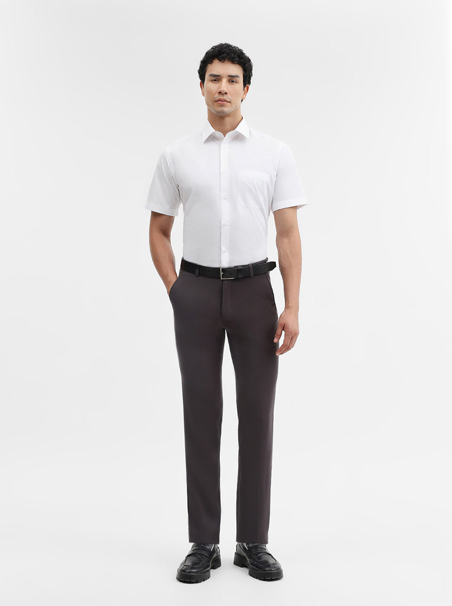 White Solid Regular Fit Formal Shirt | JadeBlue