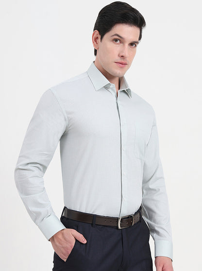 Pista Green Solid Regular Fit Formal Shirt | JadeBlue