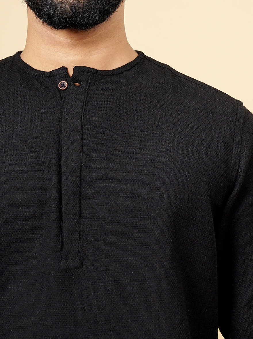 Black Solid Slim Fit Casual Shirt | JadeBlue