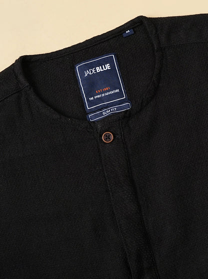 Black Solid Slim Fit Casual Shirt | JadeBlue
