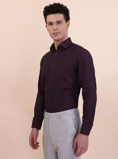 Maroon Solid Slim Fit Formal Shirt | Greenfibre