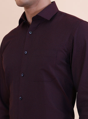 Maroon Solid Slim Fit Formal Shirt | Greenfibre