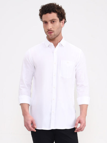 White Solid Slim Fit Casual Shirt | JadeBlue