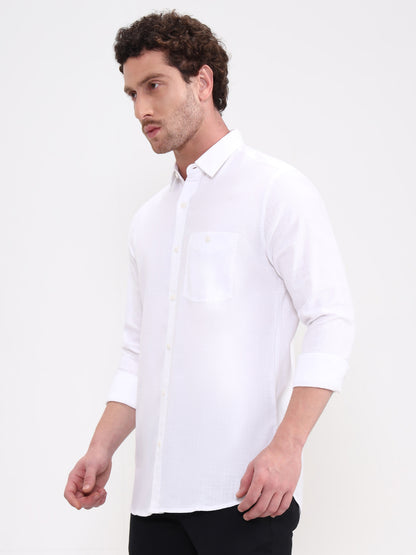 White Solid Slim Fit Casual Shirt | JadeBlue