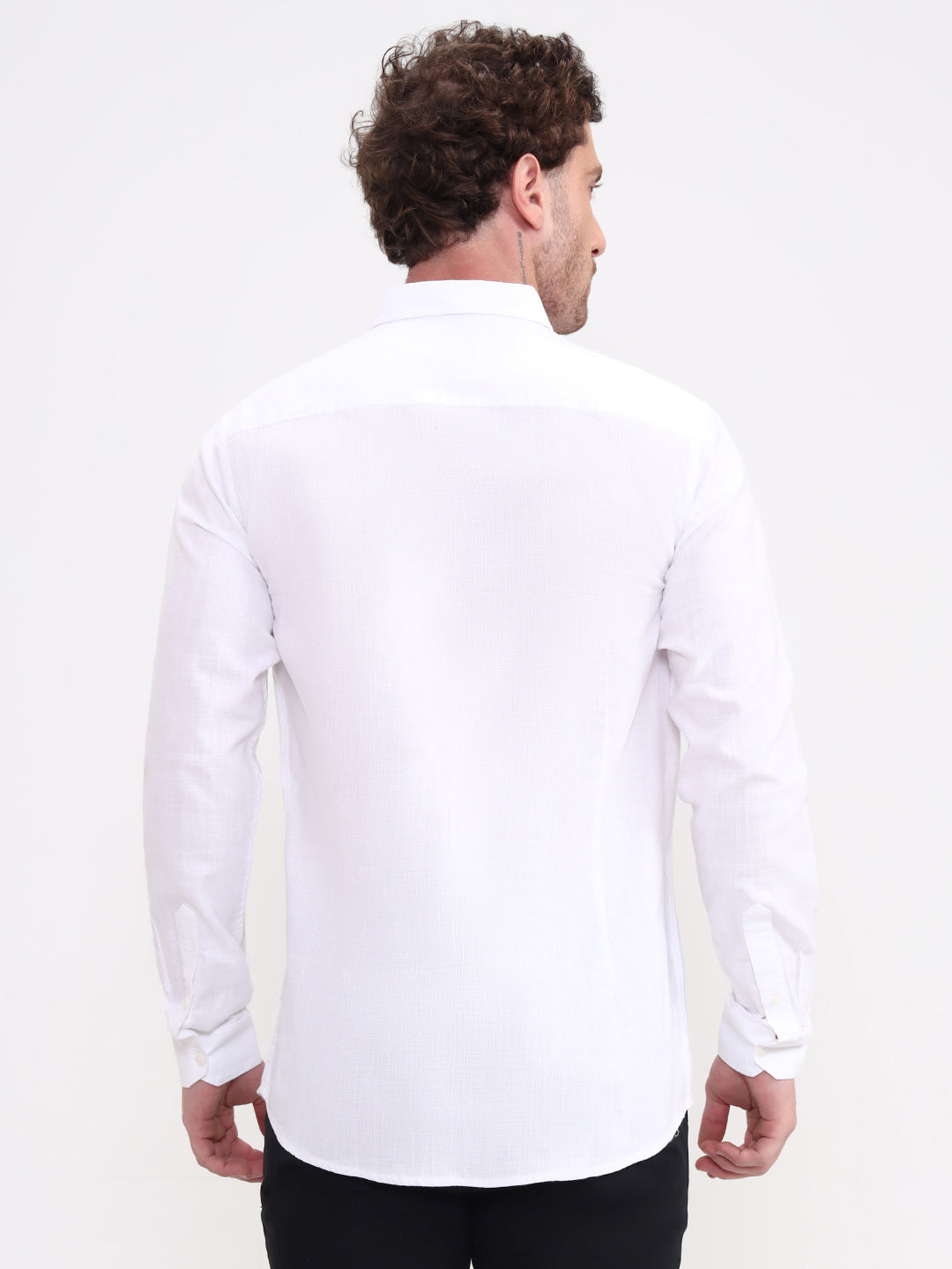 White Solid Slim Fit Casual Shirt | JadeBlue
