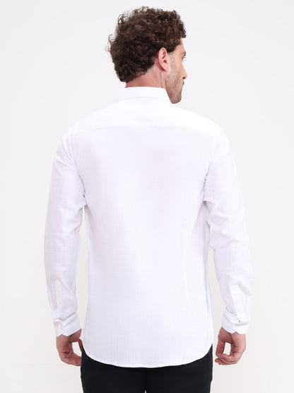 White Solid Slim Fit Casual Shirt | JadeBlue