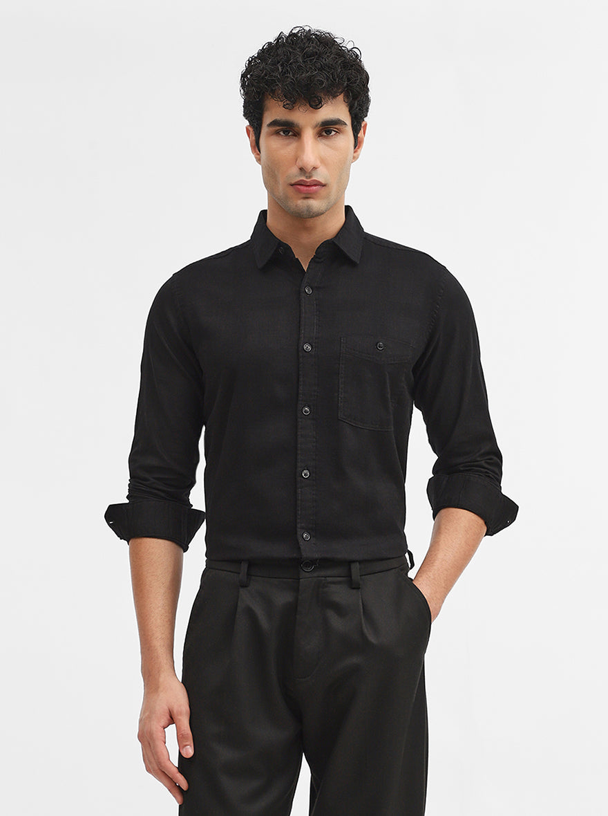 Black Solid Slim Fit Casual Shirt | JadeBlue