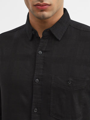Black Solid Slim Fit Casual Shirt | JadeBlue