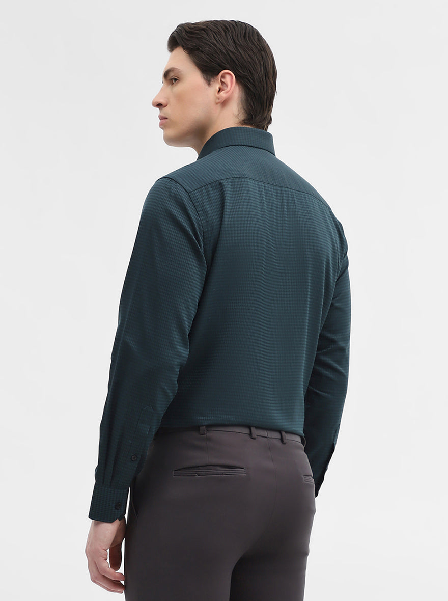 Green Solid Regular Fit Formal Shirt | JadeBlue