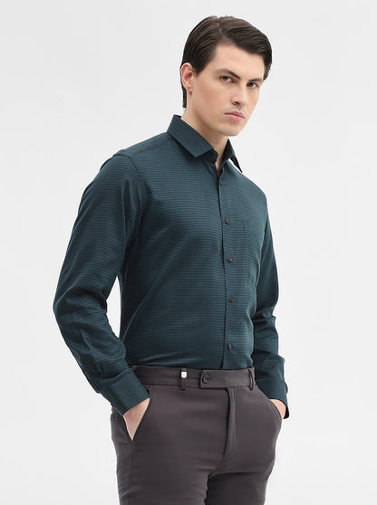 Green Solid Regular Fit Formal Shirt | JadeBlue
