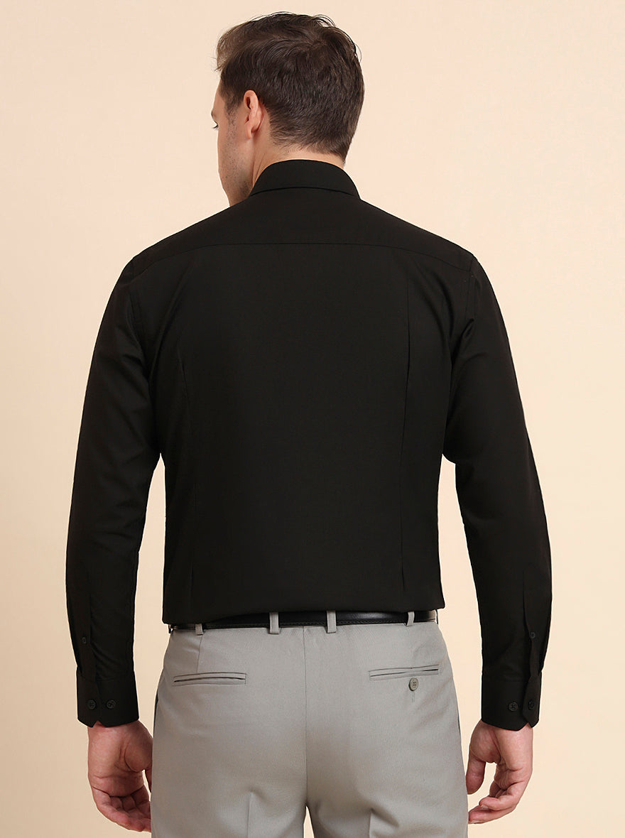 Black Solid Slim Fit Formal Shirt | JadeBlue