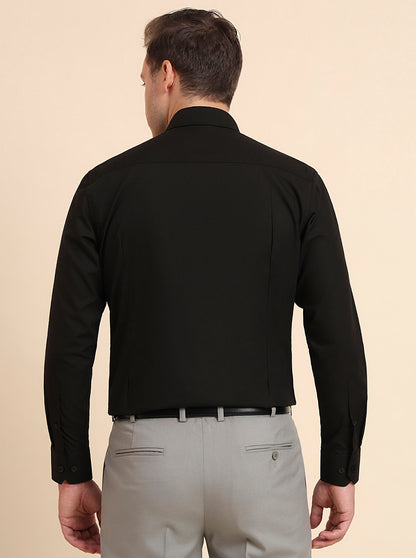 Black Solid Slim Fit Formal Shirt | JadeBlue