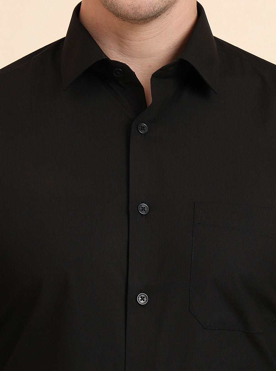 Black Solid Slim Fit Formal Shirt | JadeBlue