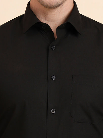 Black Solid Slim Fit Formal Shirt | JadeBlue
