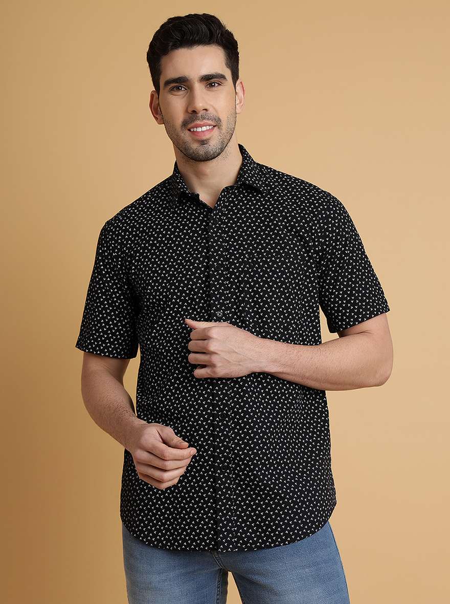 Black Printed Slim Fit Semi Casual Shirt | JadeBlue