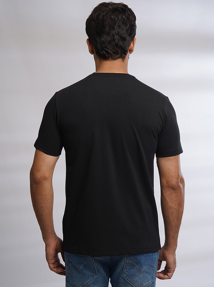 Black Solid Slim Fit T-Shirt | JadeBlue