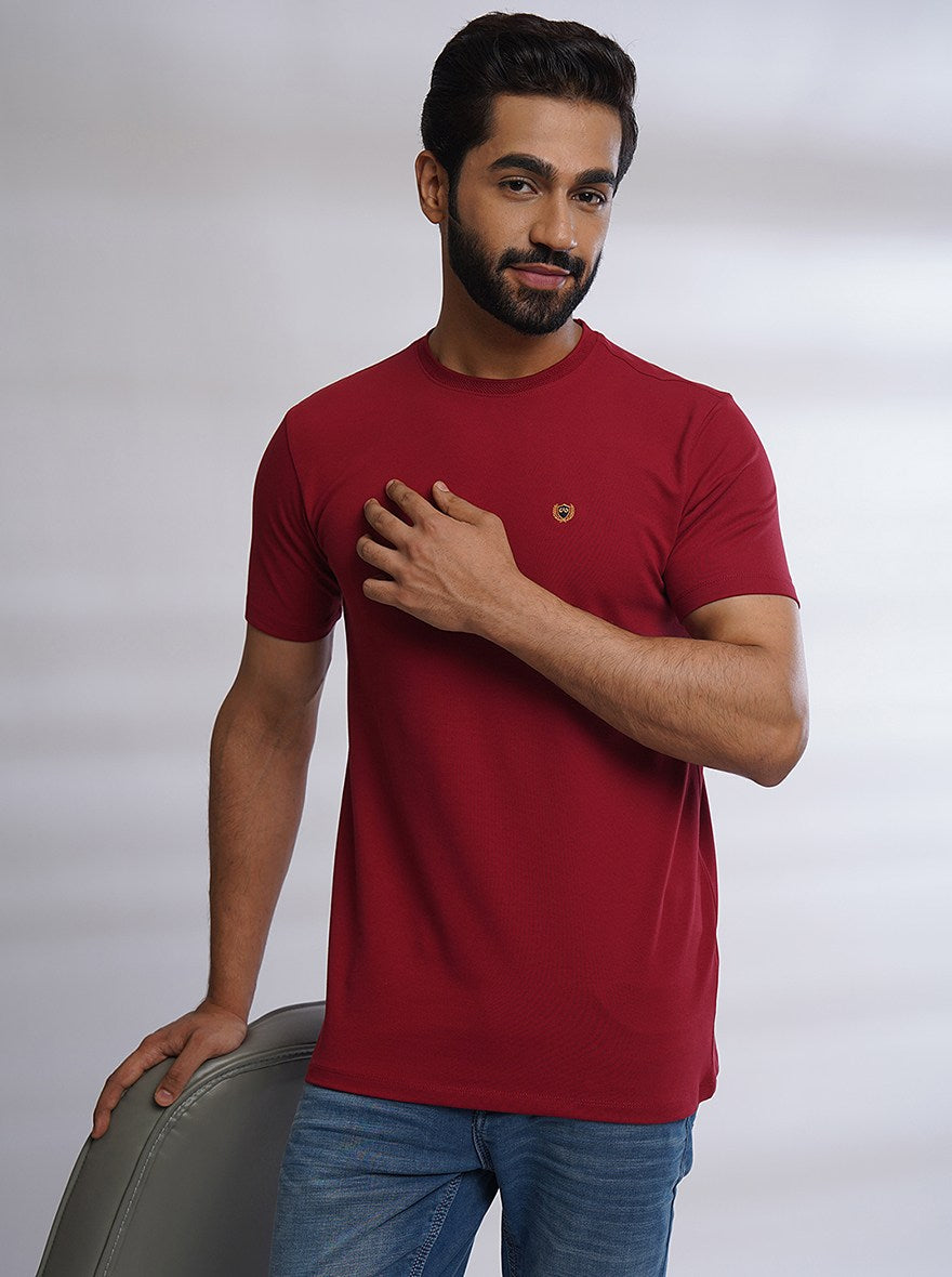 Red Solid Slim Fit T-Shirt | JadeBlue