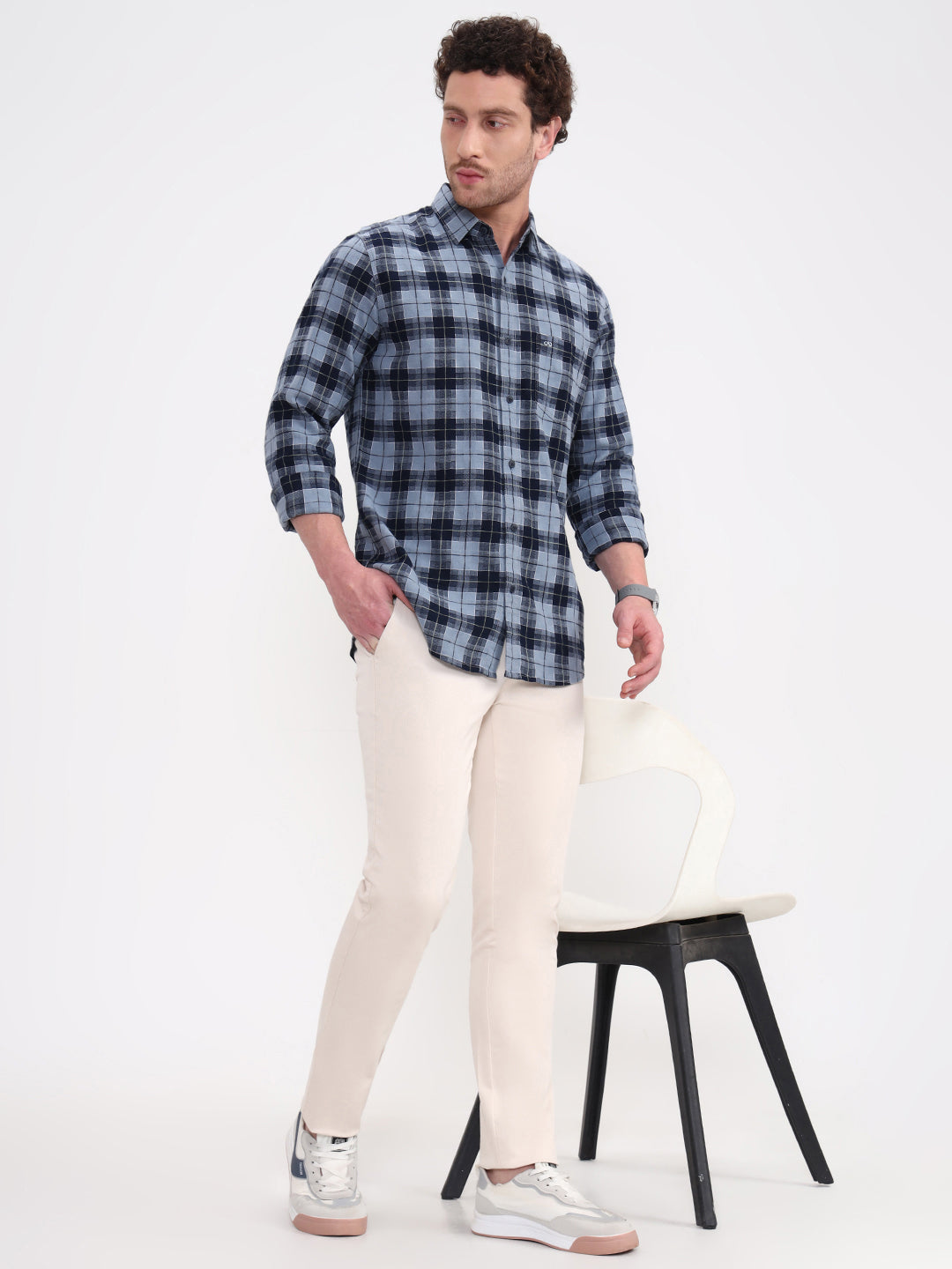 Blue Checked Slim Fit Casual Shirt | JadeBlue
