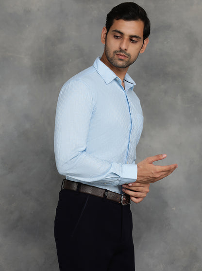 Light Blue Solid Slim Fit Casual Shirt | JadeBlue