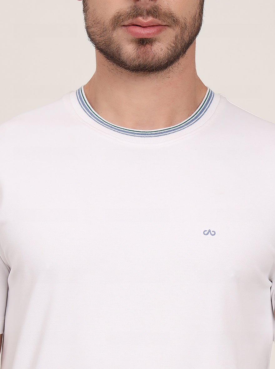 White Solid Slim Fit T-Shirt | JadeBlue