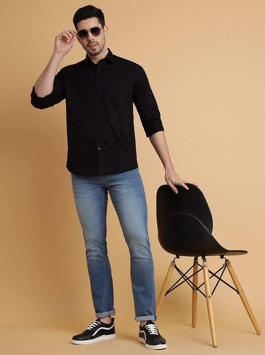 Black Solid Slim Fit Semi Casual Shirt | JadeBlue