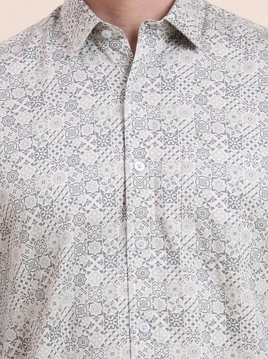Green Printed Tailored Fit Semi Casual Shirt | JadeBlue