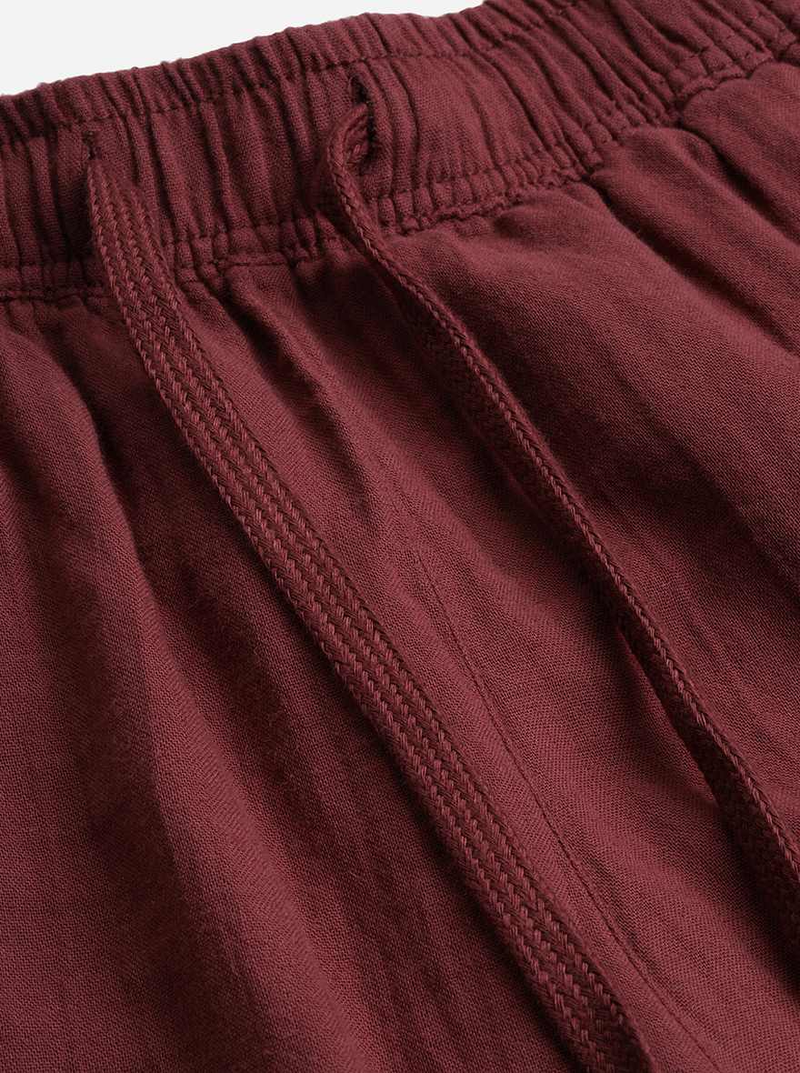 Maroon Solid Slim Fit Shorts | JadeBlue
