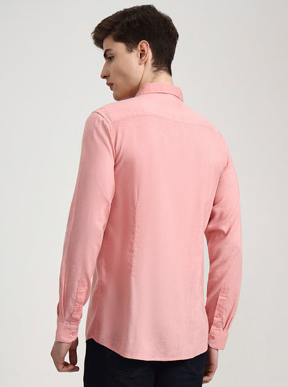 Onion Pink Solid Slim Fit Casual Shirt | JadeBlue