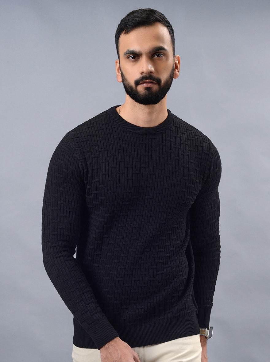 Black Solid Slim Fit Winter T-Shirt | JadeBlue