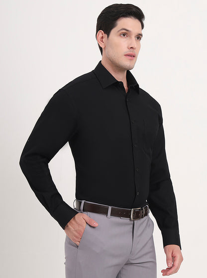 Black Solid Regular Fit Formal Shirt | JadeBlue
