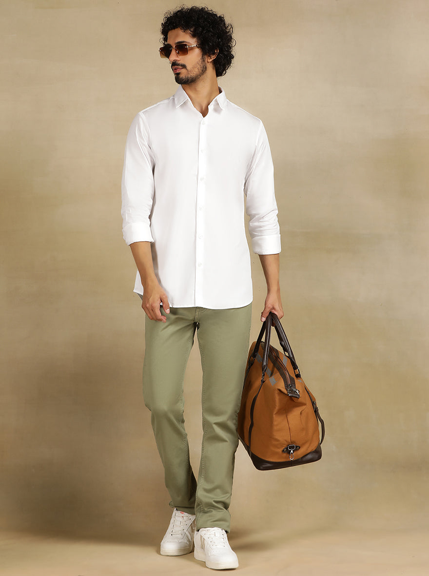 White Solid Slim Fit Casual Shirt | JadeBlue