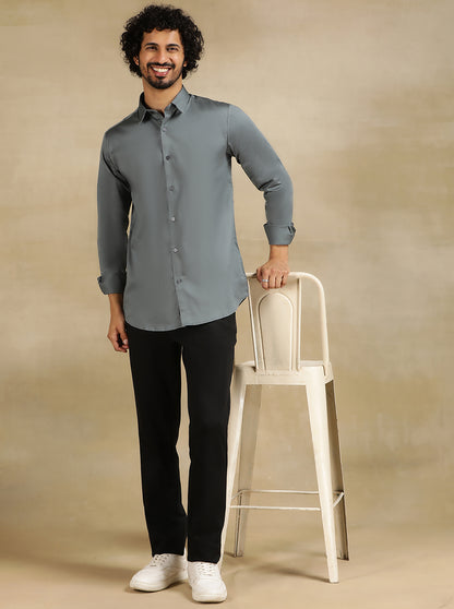 Grey Solid Slim Fit Casual Shirt | JadeBlue