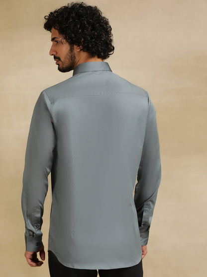 Grey Solid Slim Fit Casual Shirt | JadeBlue