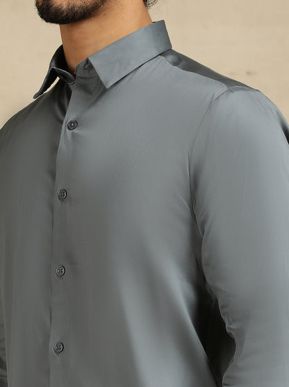 Grey Solid Slim Fit Casual Shirt | JadeBlue