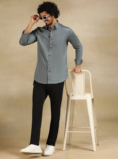 Grey Solid Slim Fit Casual Shirt | JadeBlue