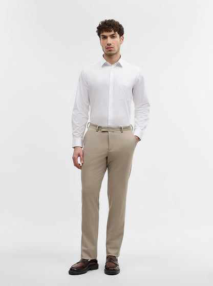 White Solid Regular Fit Formal Shirt | JadeBlue