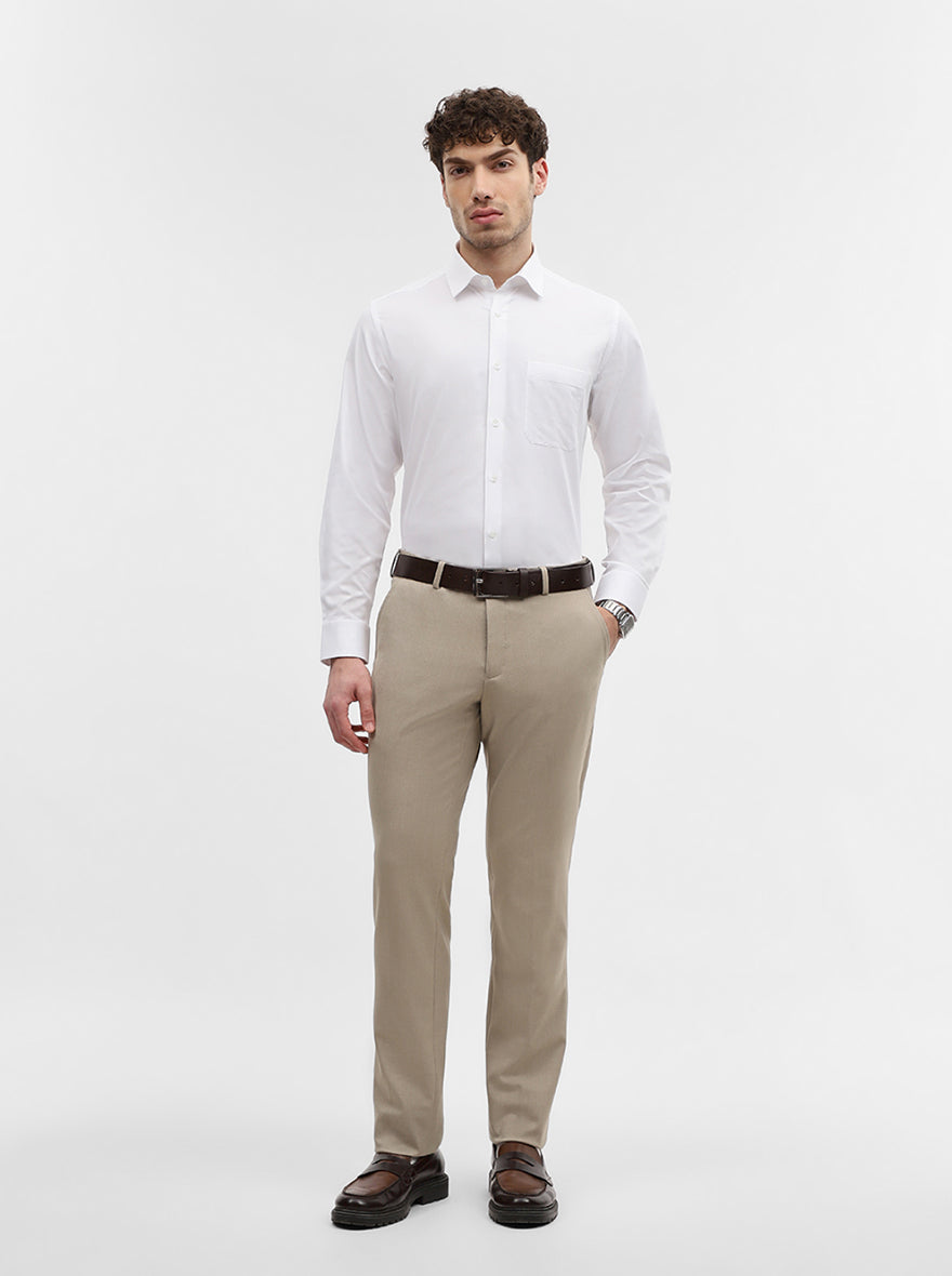 White Solid Regular Fit Formal Shirt | JadeBlue